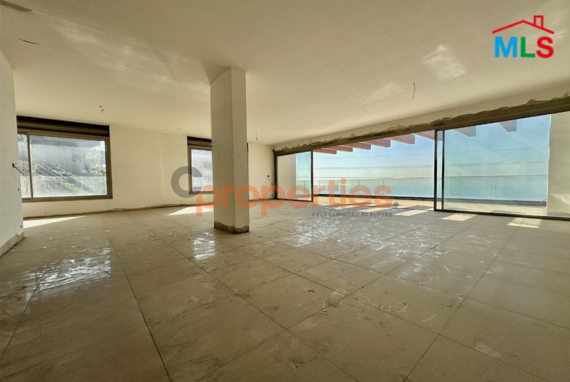 Apartment For Sale in Mtayleb with Terrace – CPCF272
