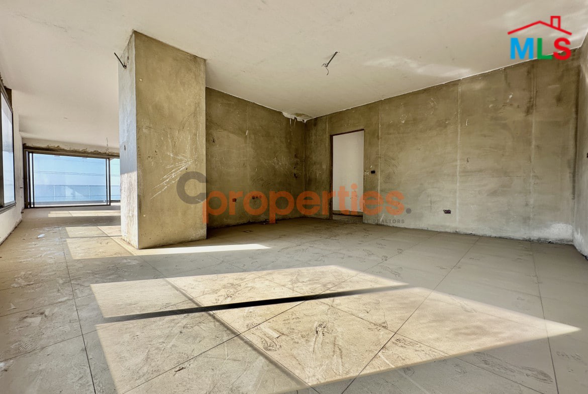 Apartment For Sale in Mtayleb with Terrace – CPCF272