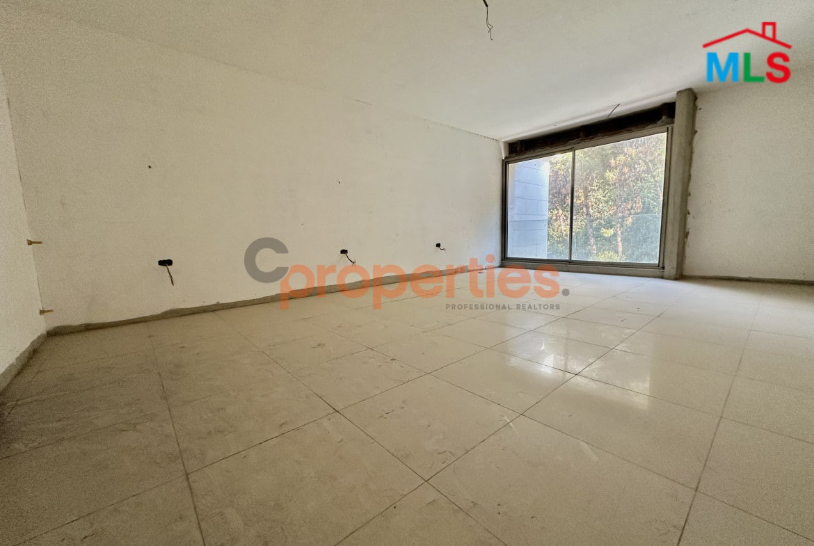 Apartment For Sale in Mtayleb with Terrace – CPCF272