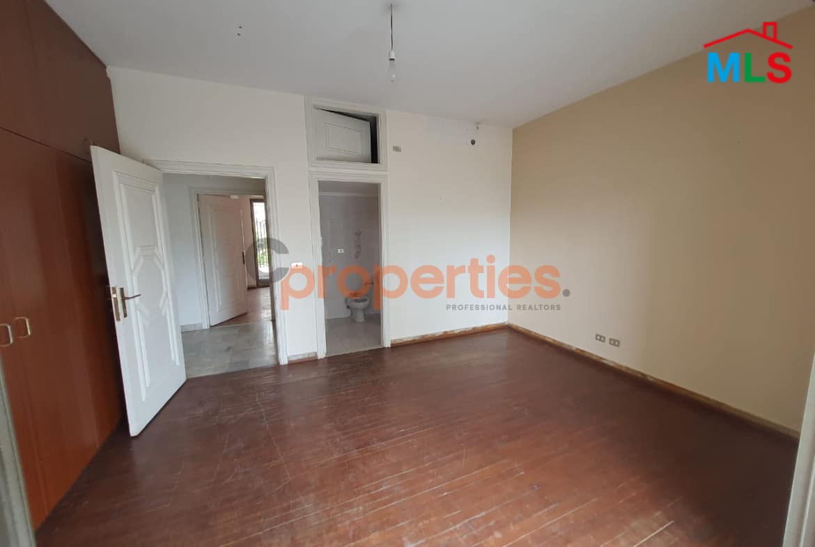 Apartment with Terrace for Sale in Mansourieh – CPGA46