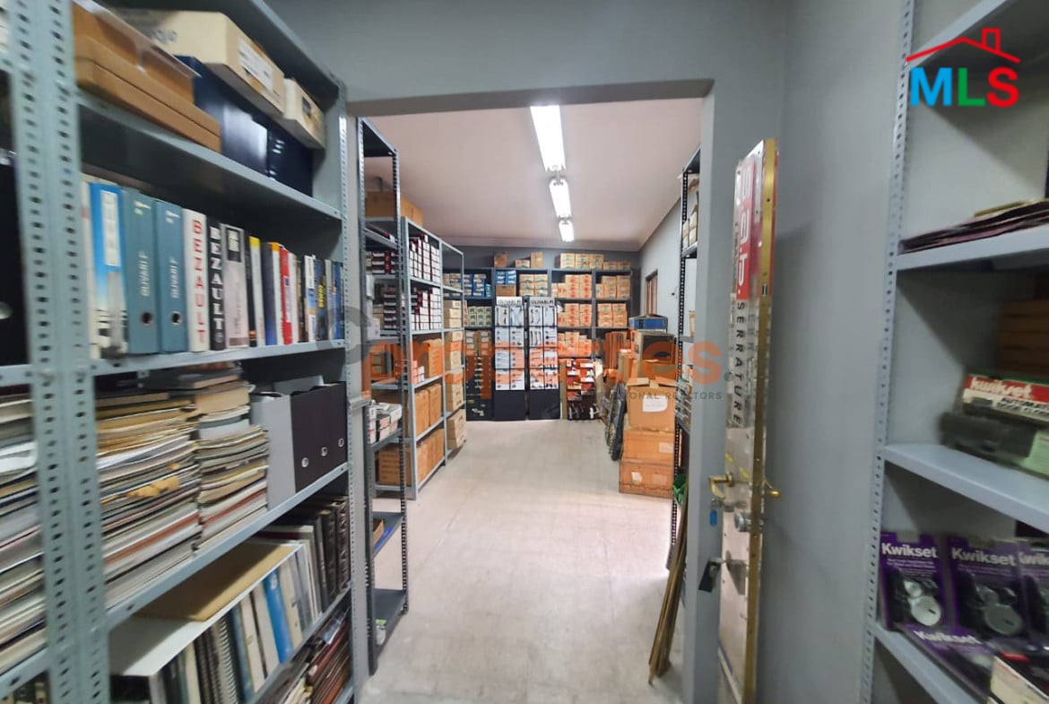 Office + Warehouse for Sale in Mansourieh – CPGA45