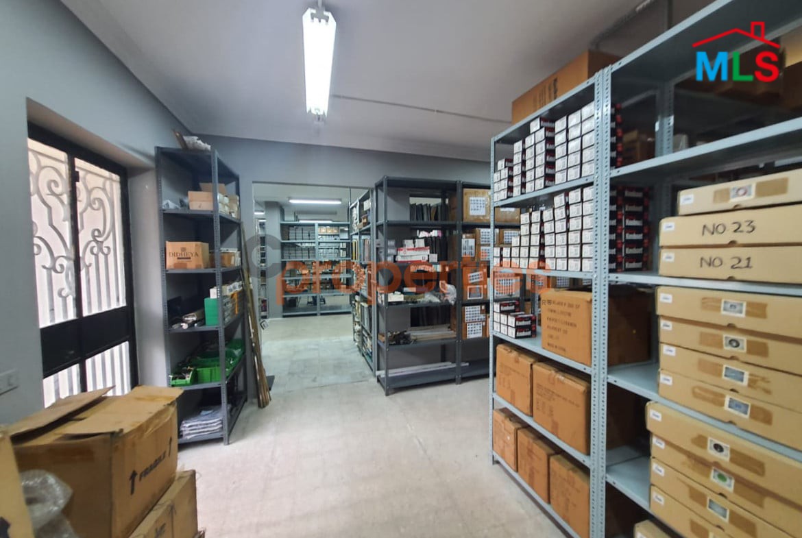 Office + Warehouse for Sale in Mansourieh – CPGA45