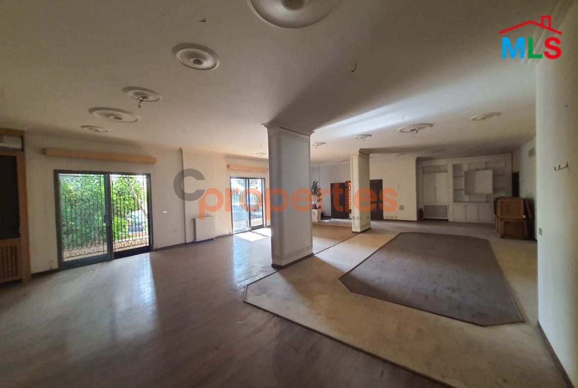 Warehouse / Commercial Space for Sale in Mansourieh – CPGA44