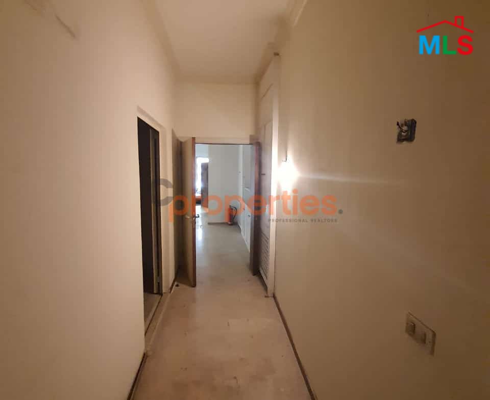 Warehouse / Commercial Space for Sale in Mansourieh – CPGA44