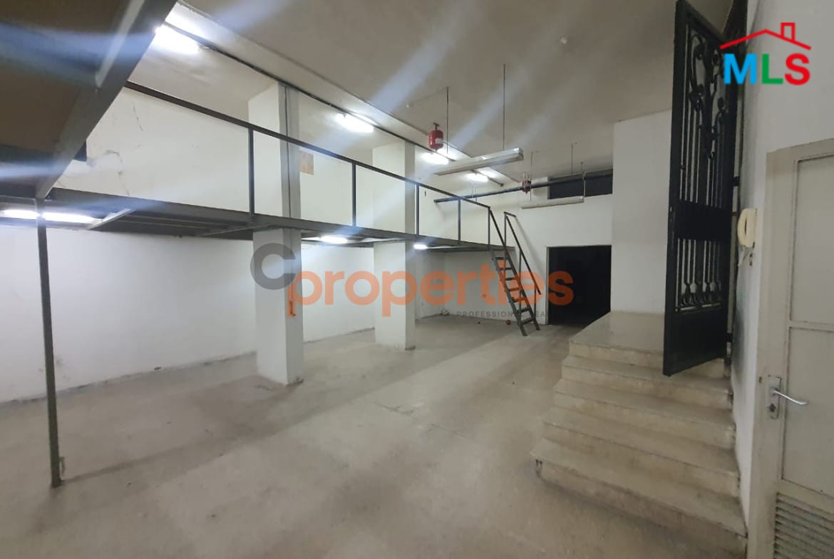 Warehouse for Sale in Mansourieh – CPGA43