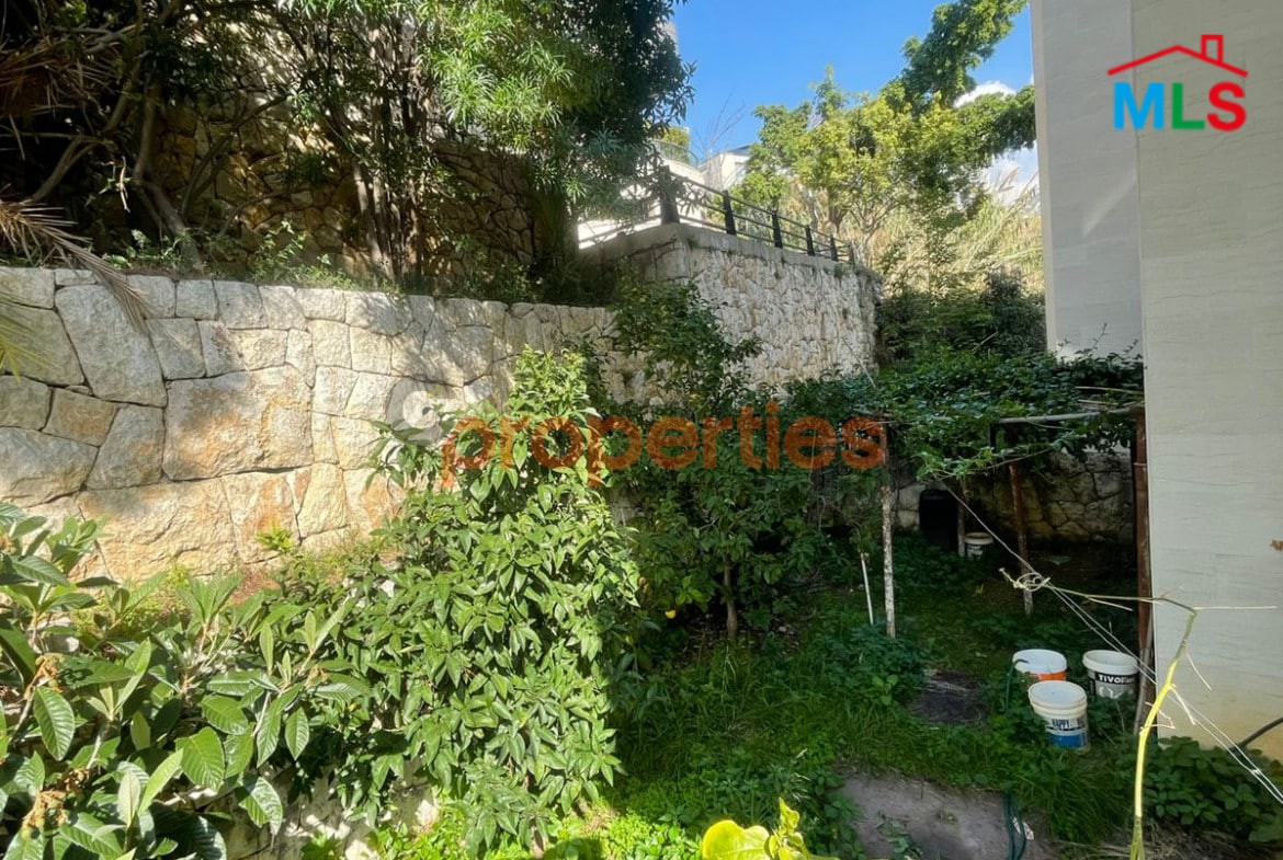 Apartment For Sale in Adma – شقة للبيع في أدما – CPKMT71
