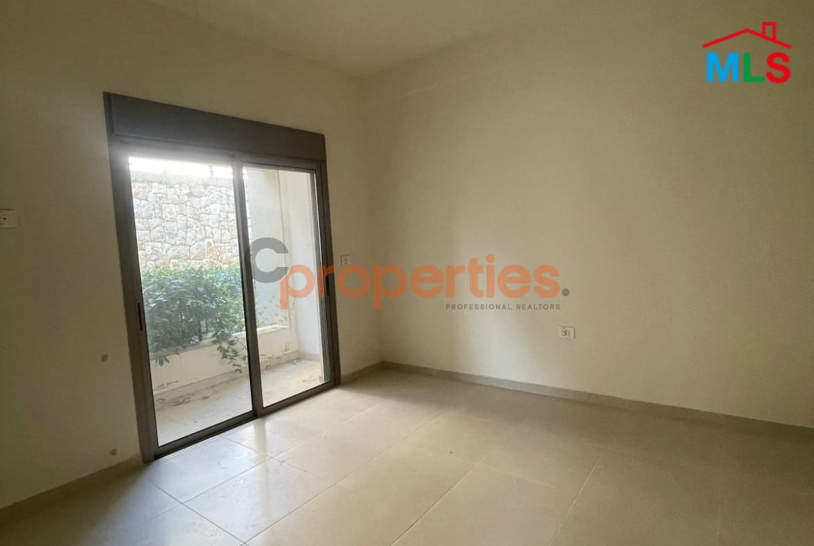 Apartment For Sale in Adma – شقة للبيع في أدما – CPKMT71