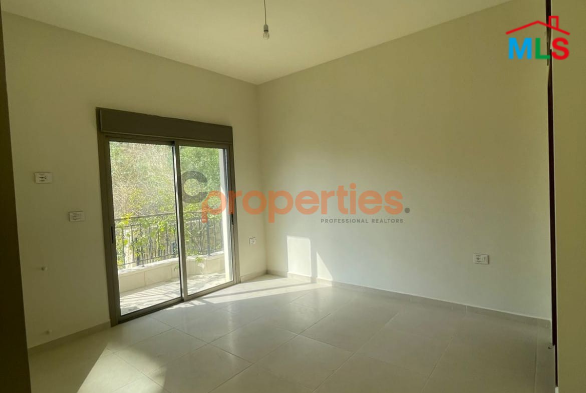 Apartment For Sale in Adma – شقة للبيع في أدما – CPKMT71