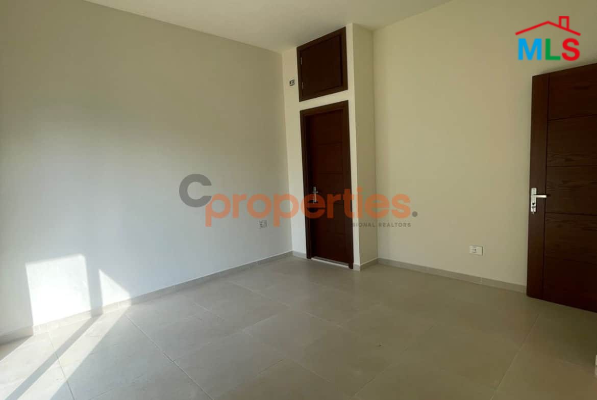 Apartment For Sale in Adma – شقة للبيع في أدما – CPKMT71