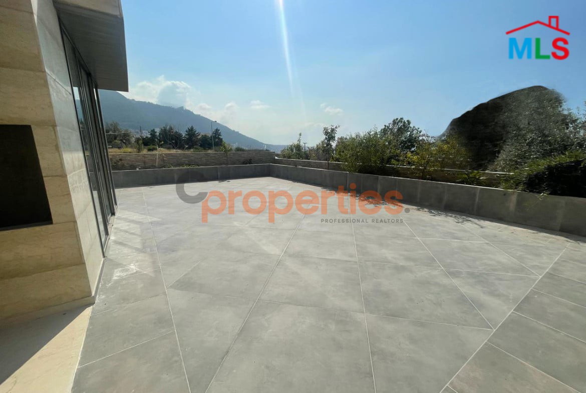 Apartment For Sale in Kfarhbab – CPKMT95