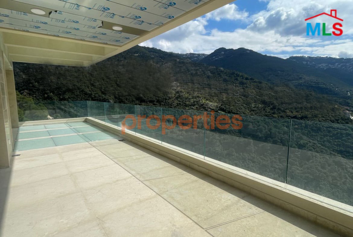 Apartment For Sale In Kfarhbab – CPKMT78
