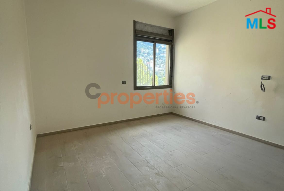Apartment For Sale In Kfarhbab – CPKMT78