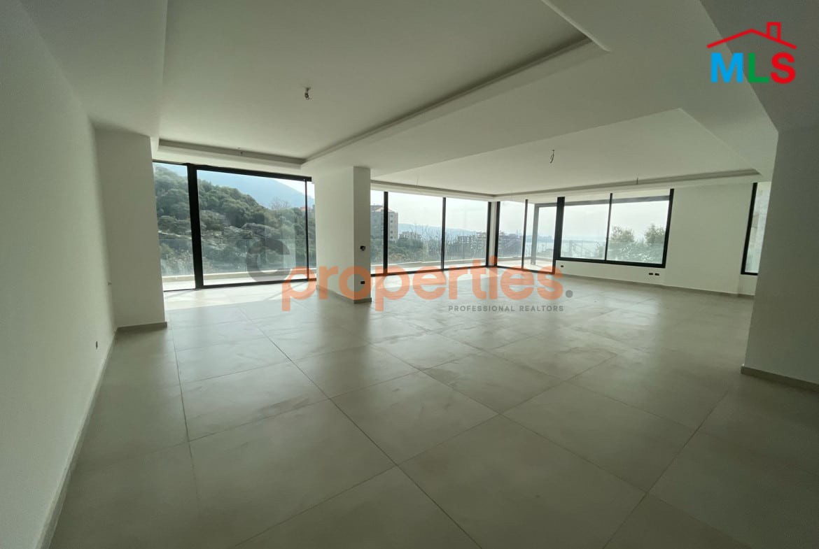 Apartment For Sale in Kfarhbab – CPKMT89