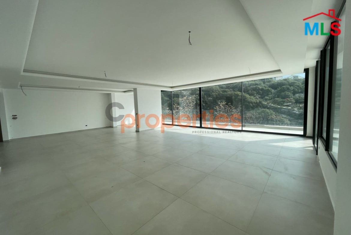 Apartment For Sale in Kfarhbab – CPKMT89