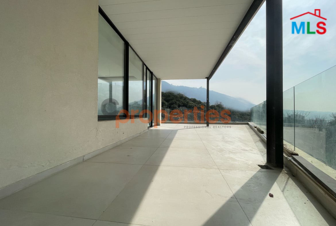 Apartment For Sale in Kfarhbab – CPKMT89