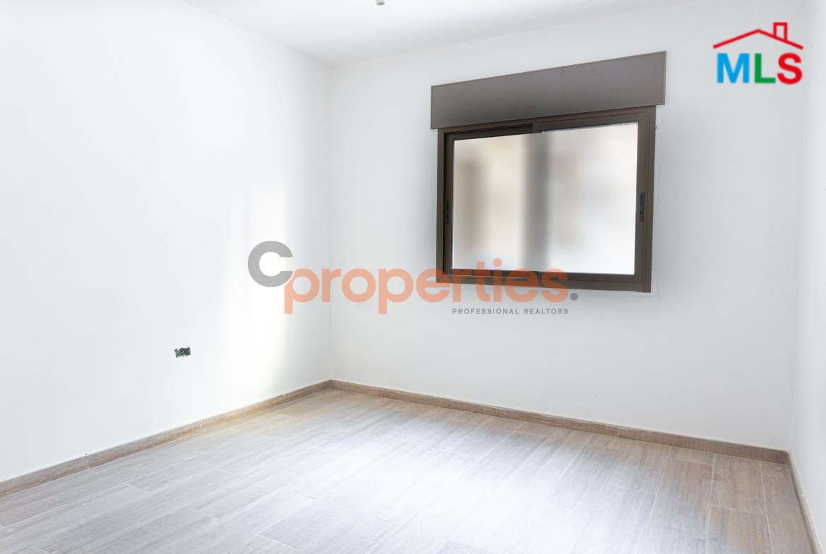 Apartment For Sale in Kfarhbab – CPKMT81