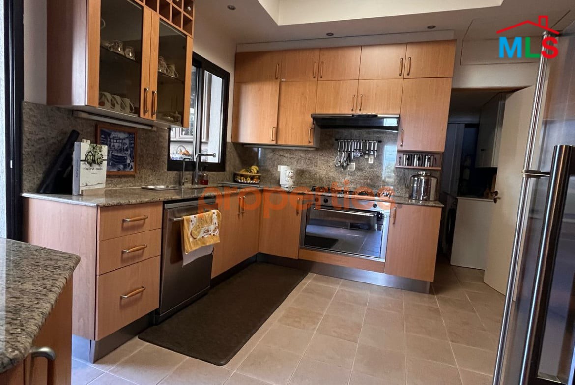 Apartment For Sale in Kfarhbab – CPKMT75