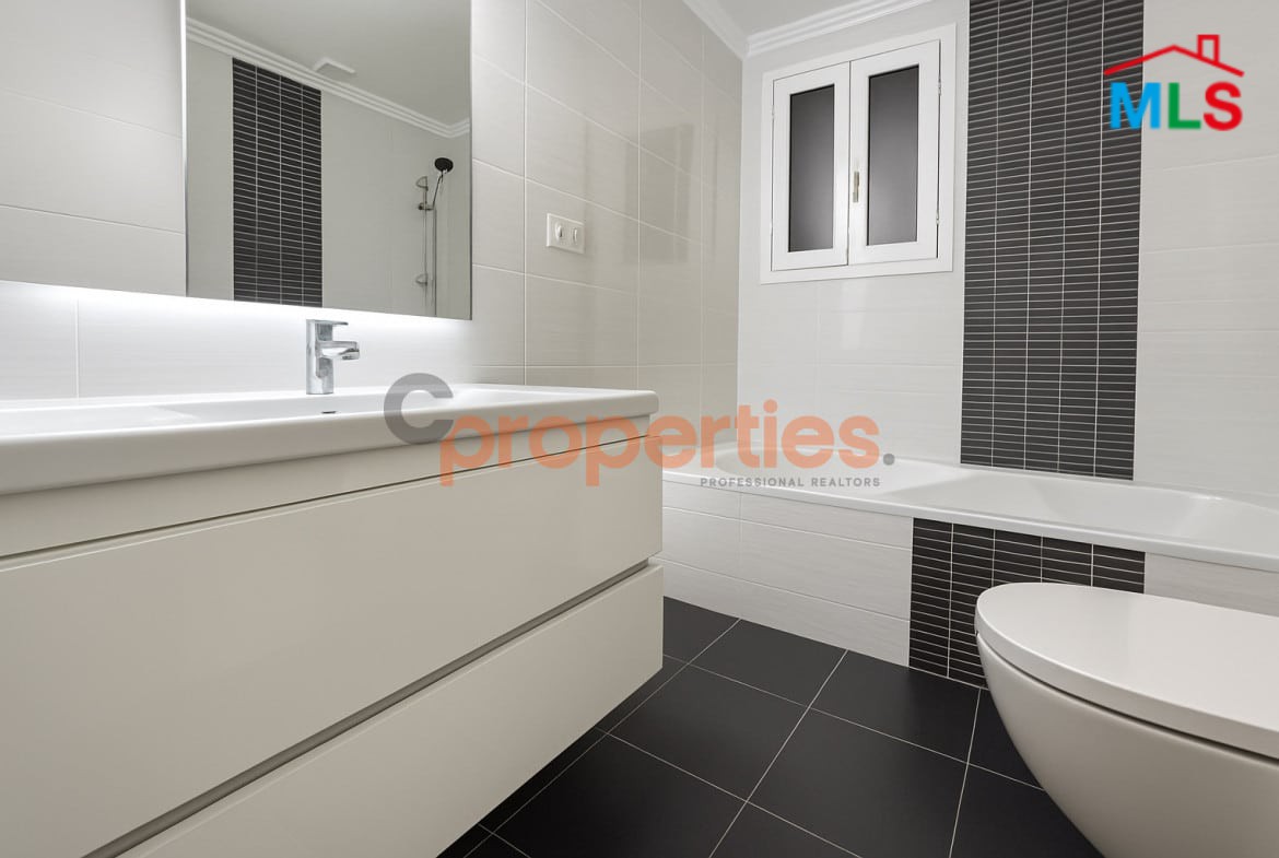 Apartment For Sale in Sahel Alma – CPKTC41
