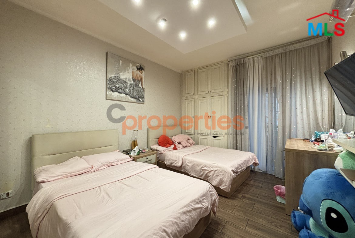 Apartment For Sale in Mar Elias Beirut – CPJRK192