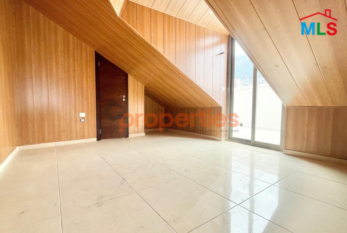 Duplex For Sale in Sahel Alma – CPKTC57