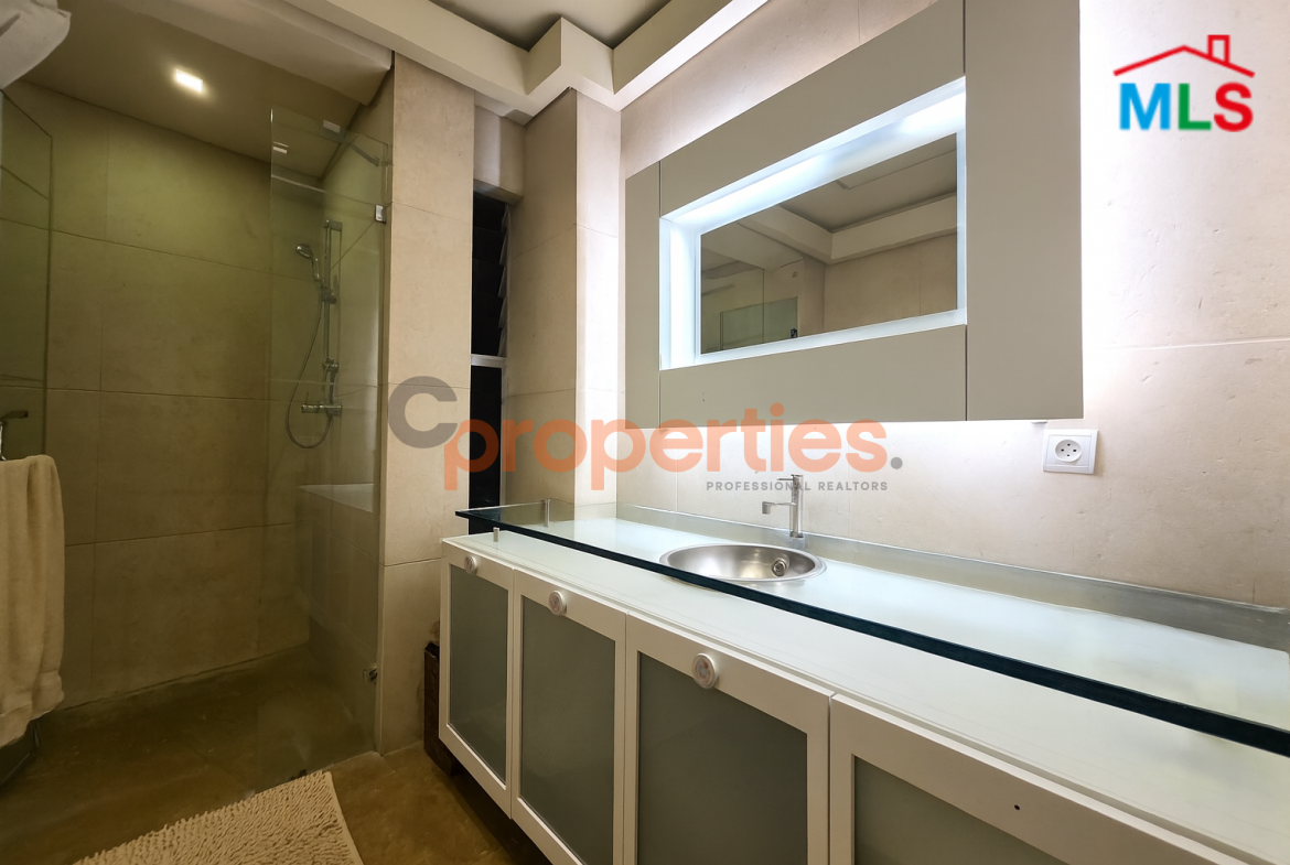 Luxurious Apartment for Sale in Jal el Dib CPSM343