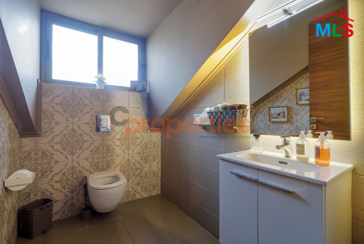 Duplex for Sale in Ain Saade – Luxurious CPSM205