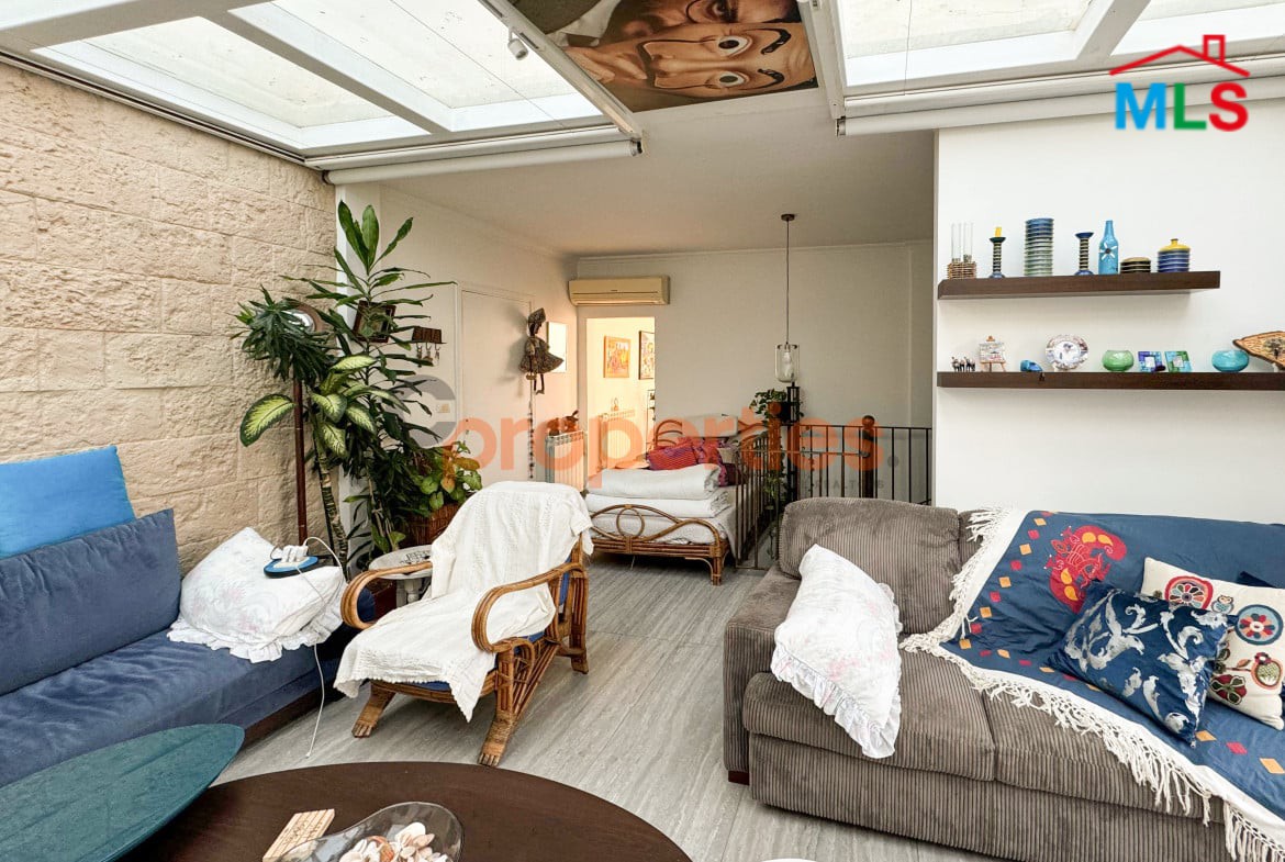 Duplex for Sale in Bqennaya with terrace CPSM60