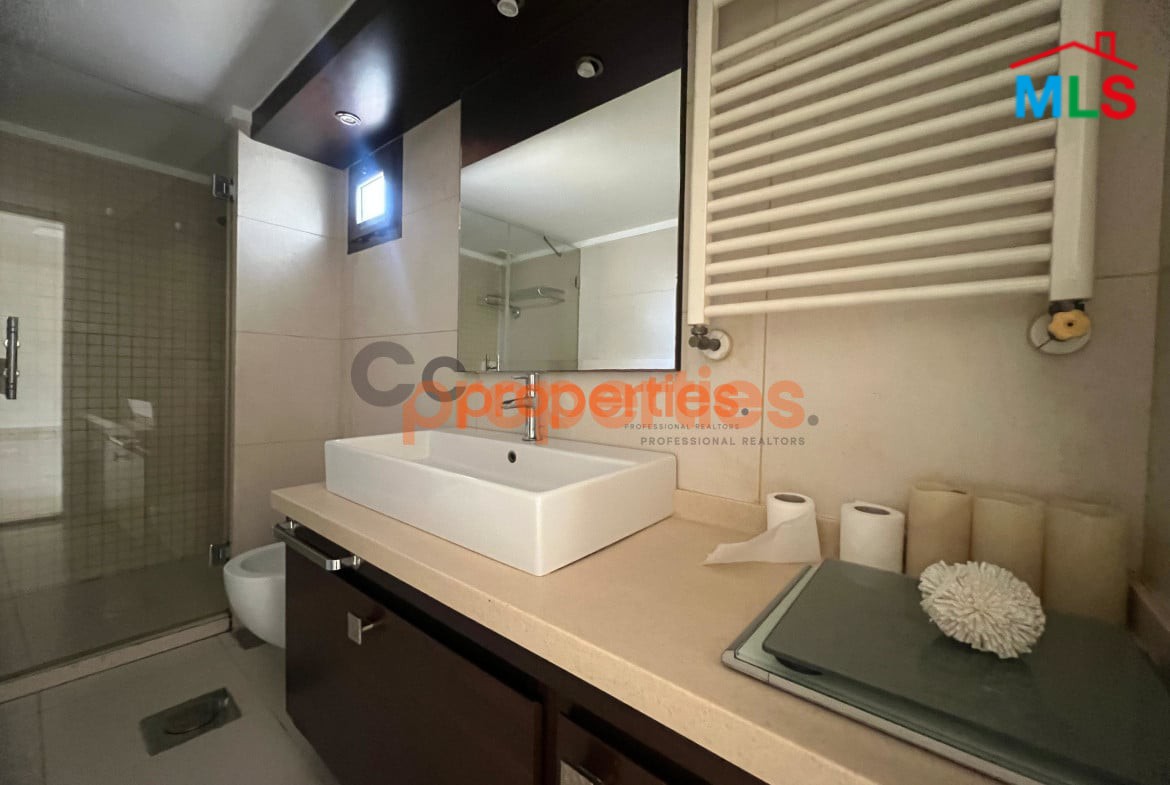 Apartment for sale in Hazmieh CPMK109