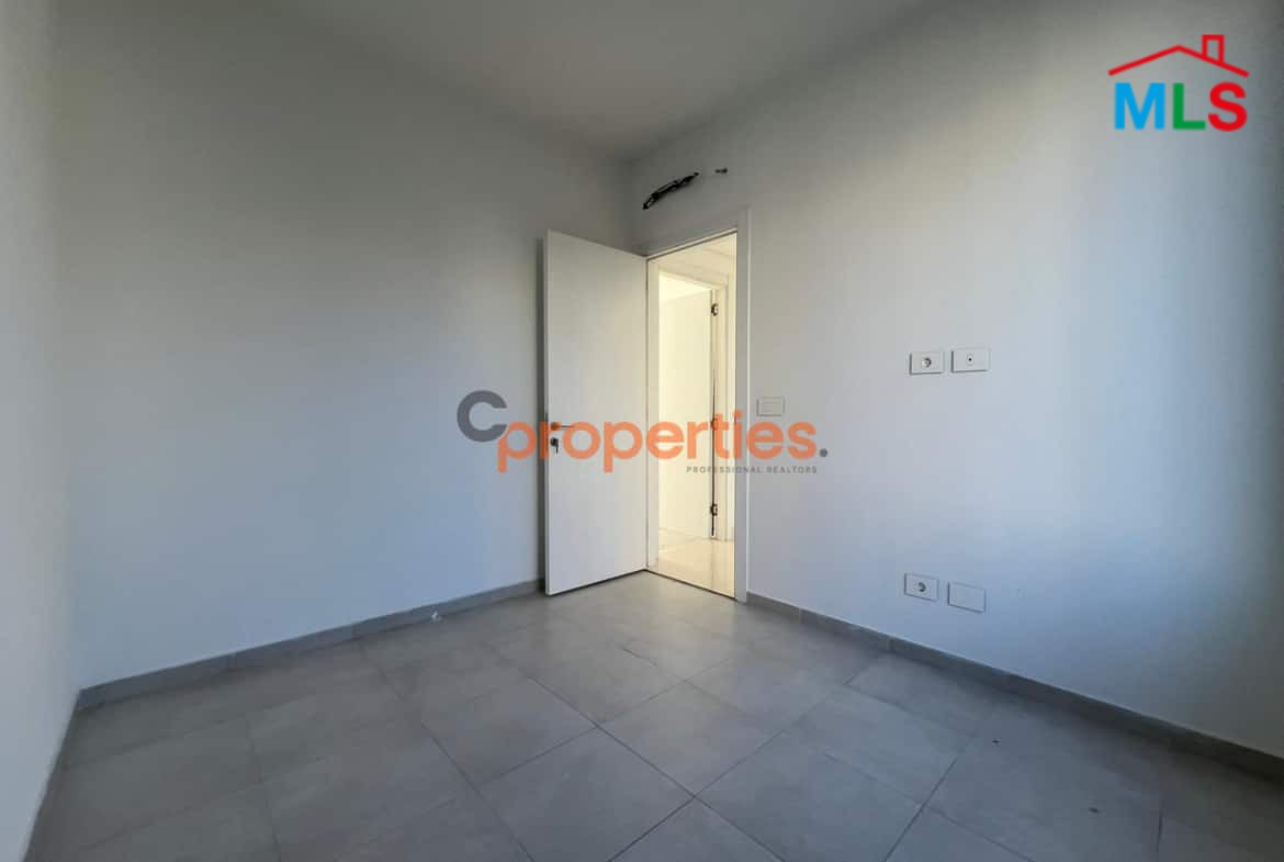 Apartment for sale in Achrafieh CPBWW132