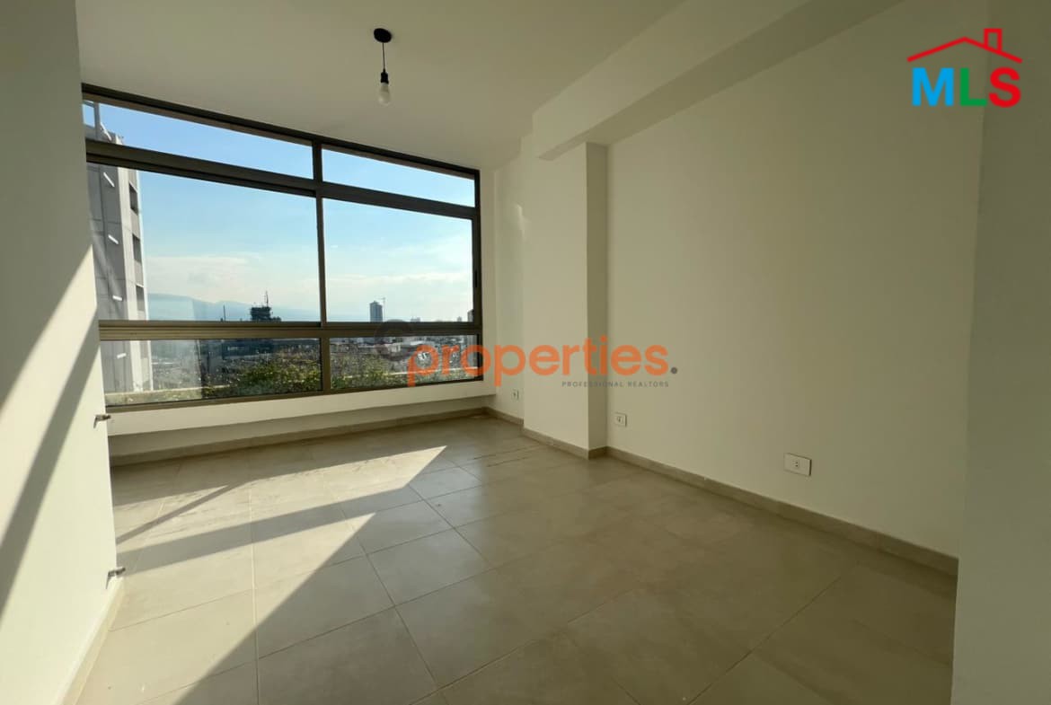 Apartment for sale in Achrafieh CPBWW132