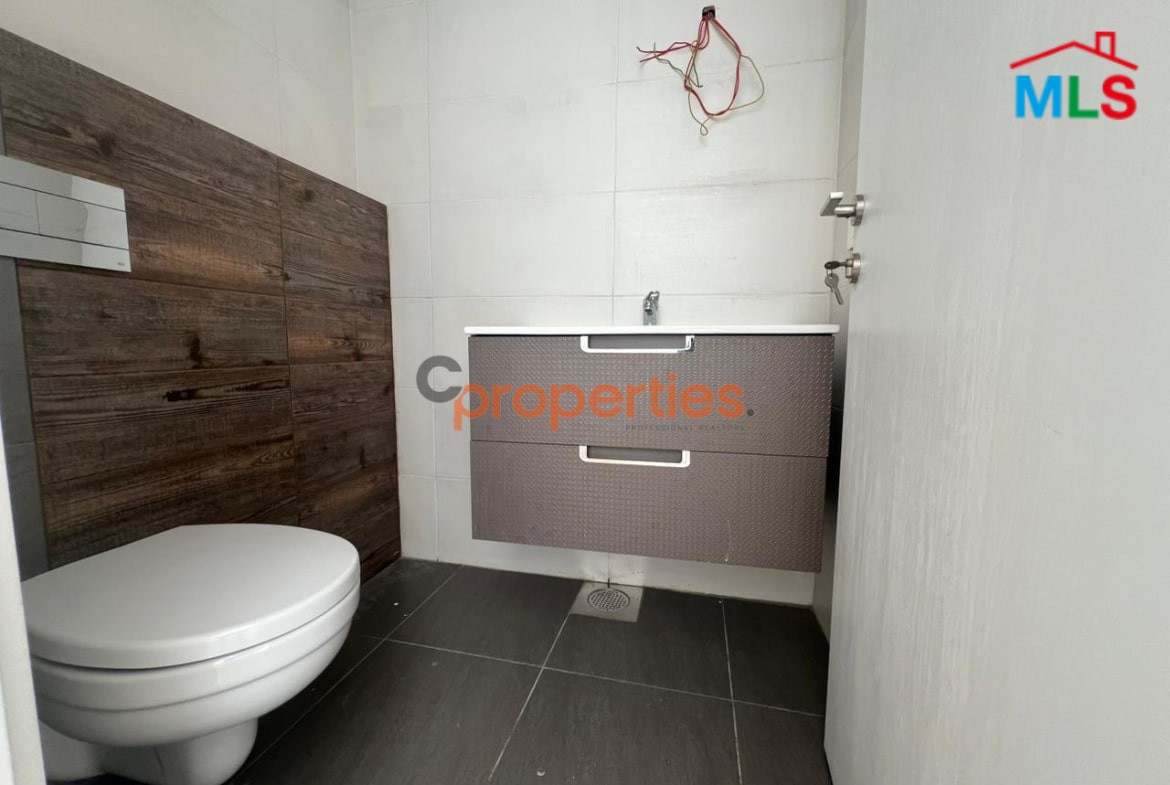 Apartment for sale in Achrafieh CPBWW132