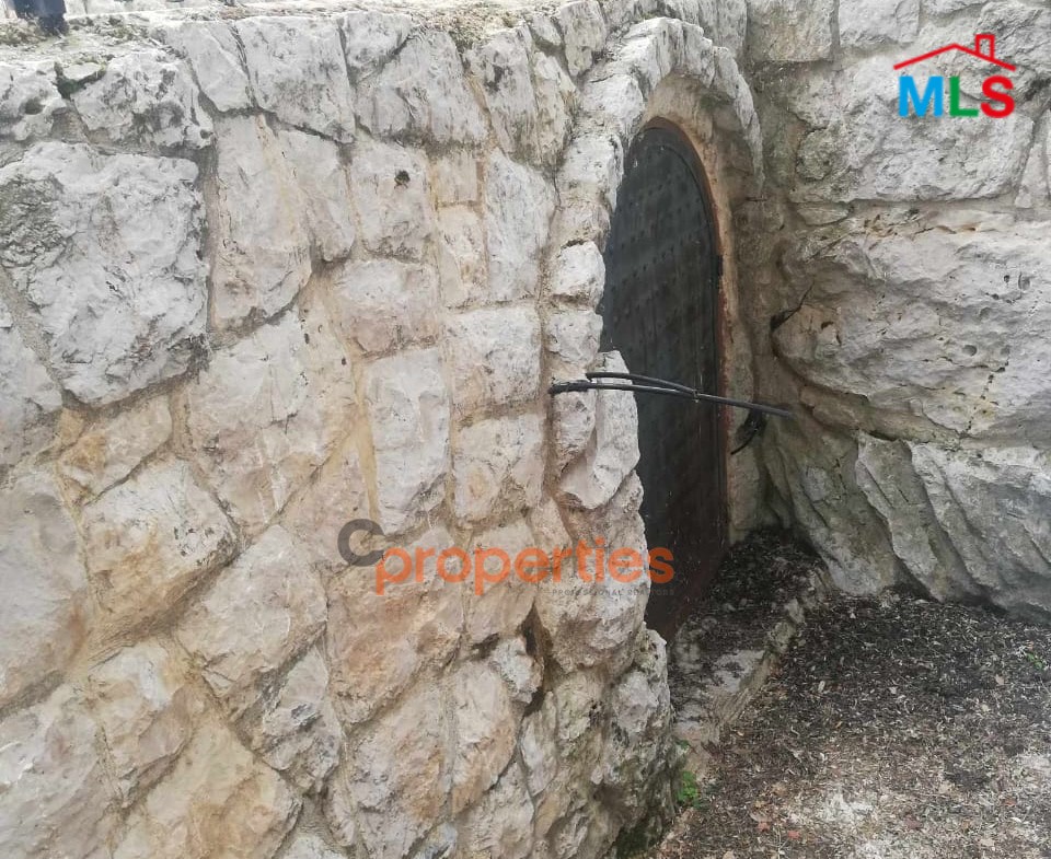 Land with an old stone house for sale in Ghineh – CPKCC21
