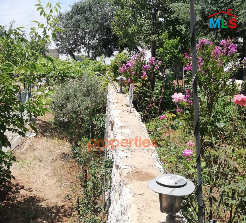 Land with an old stone house for sale in Ghineh – CPKCC21