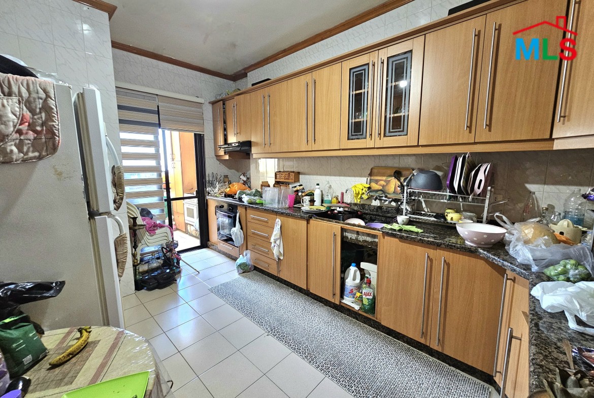 Apartment For Sale In Awkar (Unfurnished) – CPRD89