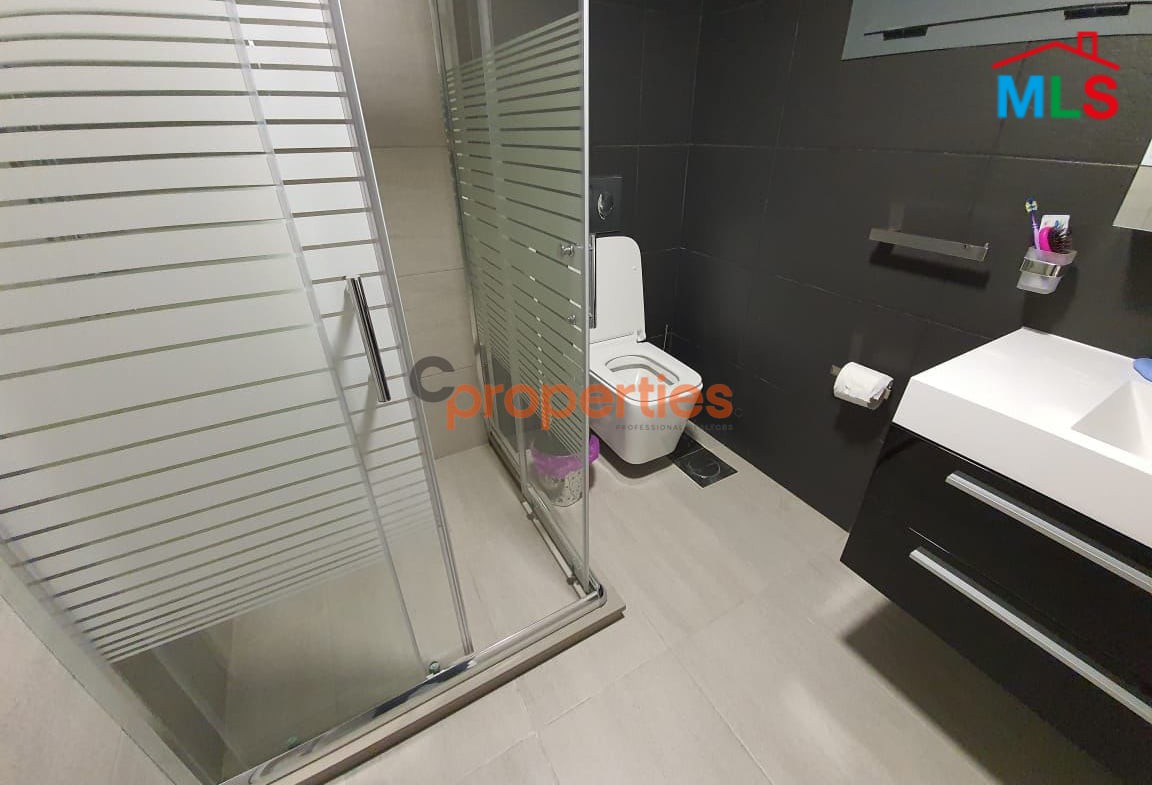 Apartment for sale in Achrafieh CPBWW128