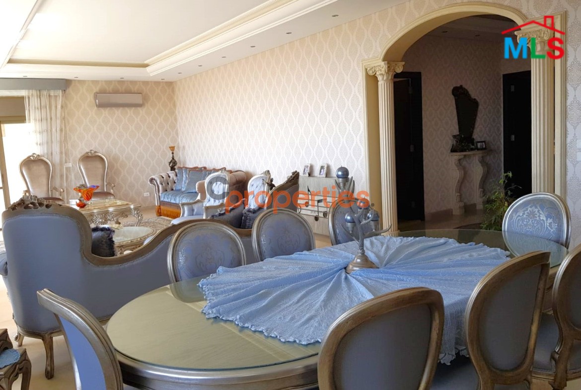 Luxurious Apartment for sale in Ain Saade CPSM207