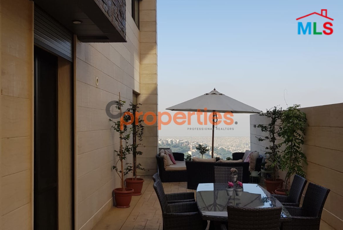 Luxurious Apartment for sale in Ain Saade CPSM207
