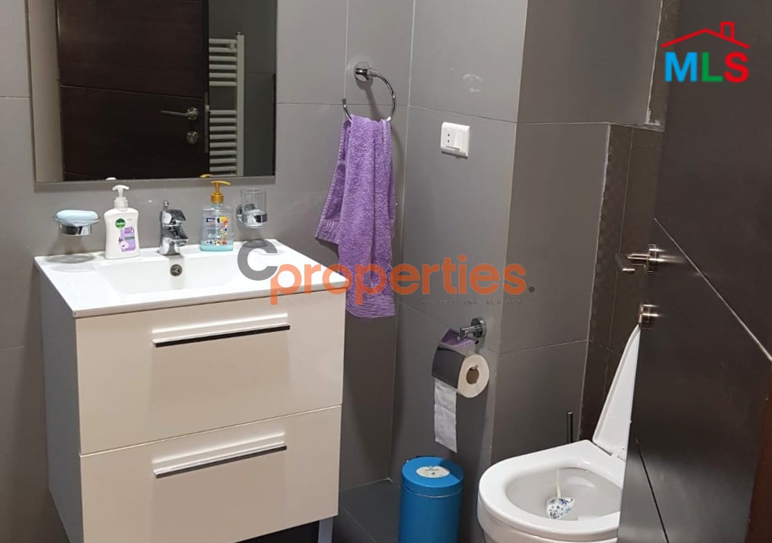 Luxurious Apartment for sale in Ain Saade CPSM207