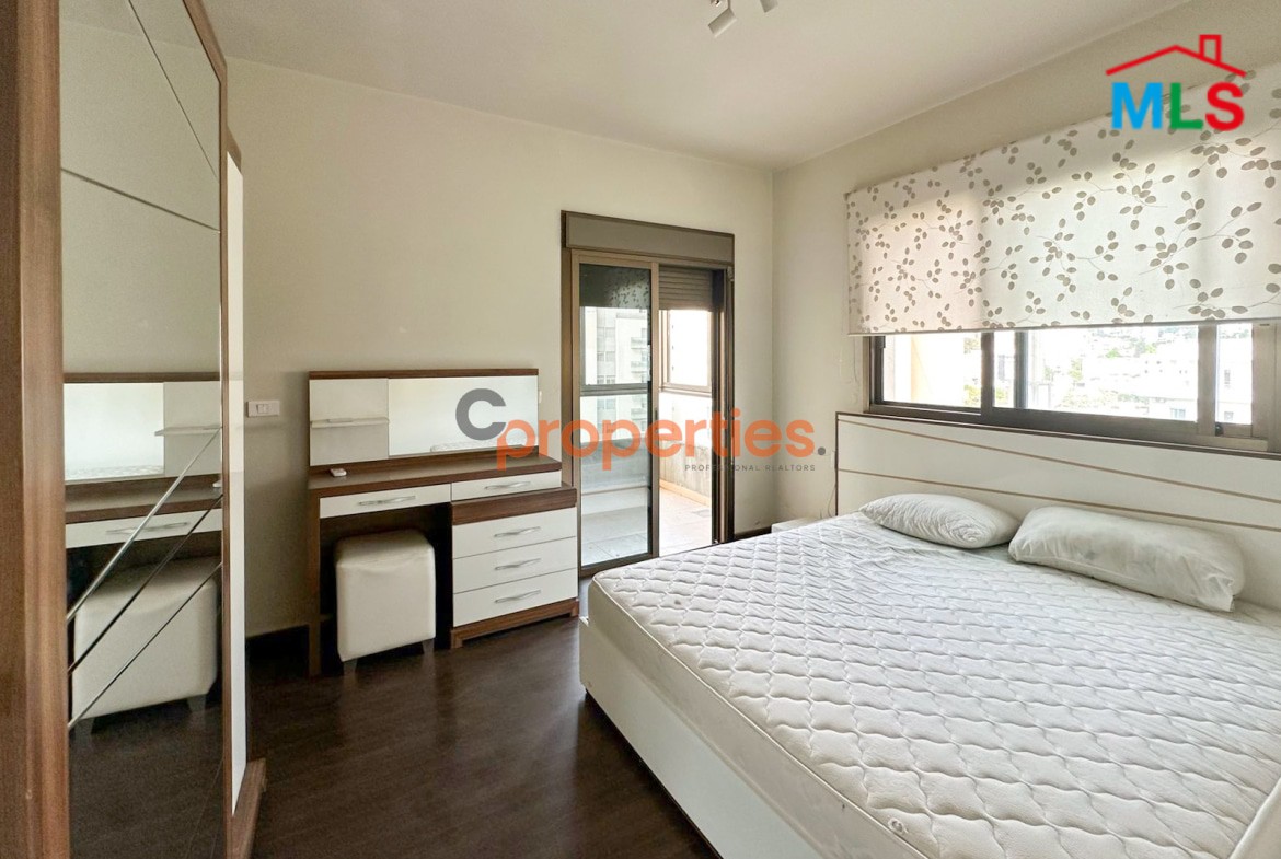 Apartment for sale in Jdeideh CPSM238
