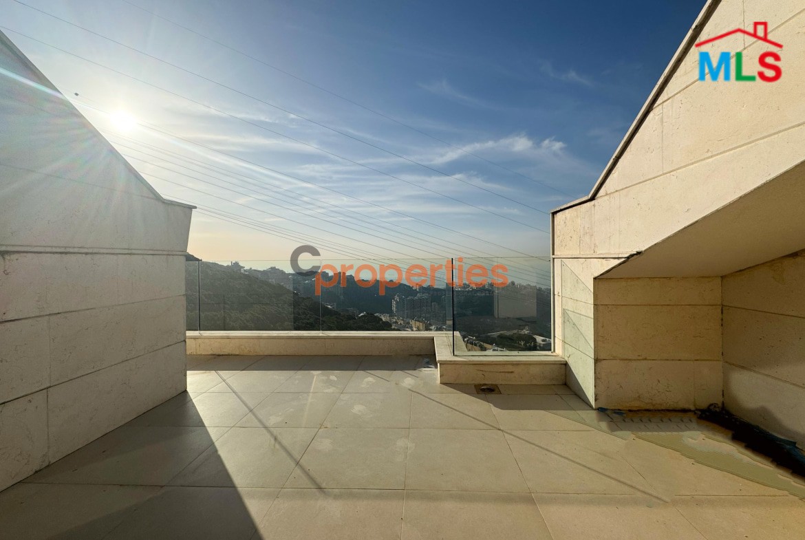 Duplex with terrace for sale in Ain Saade CPSM276