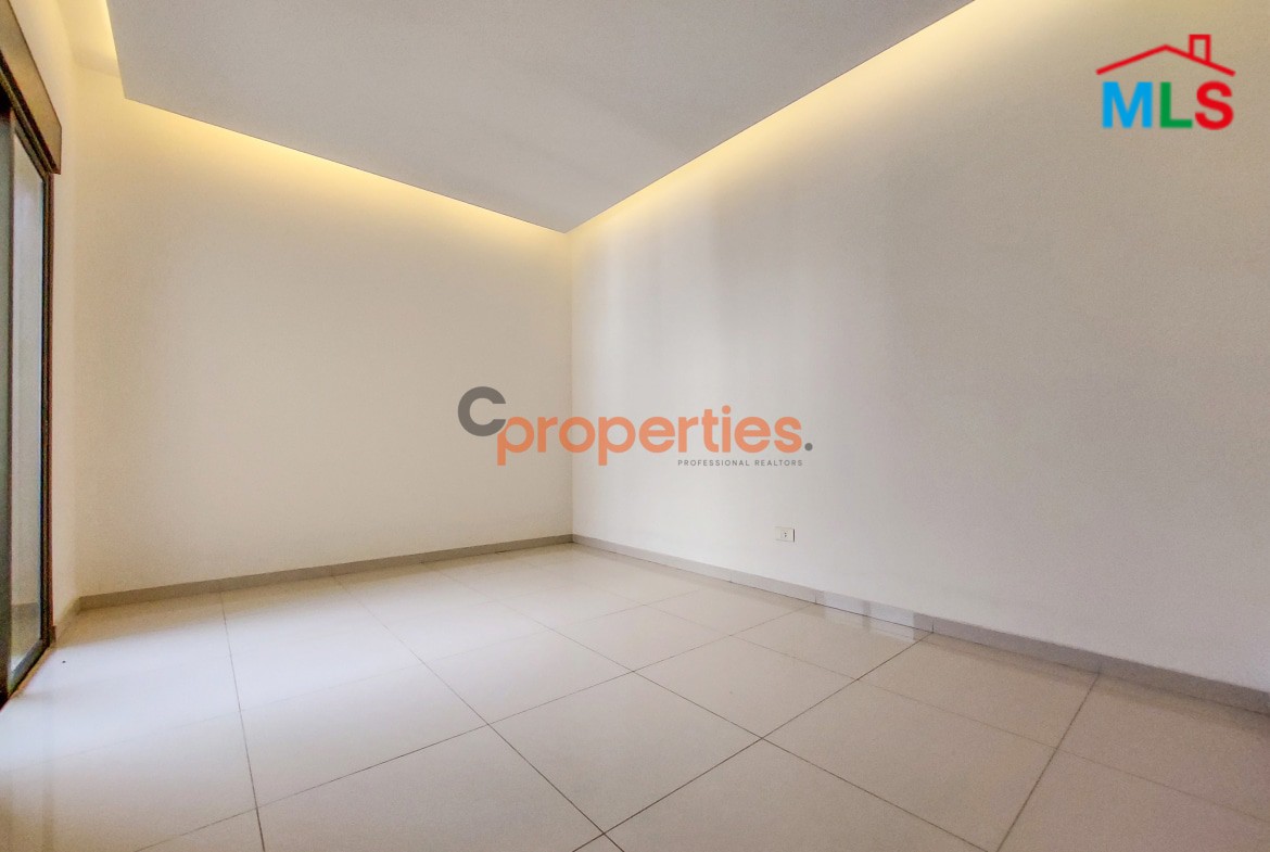Luxurious Apartment for sale in Jdeideh CPSM282