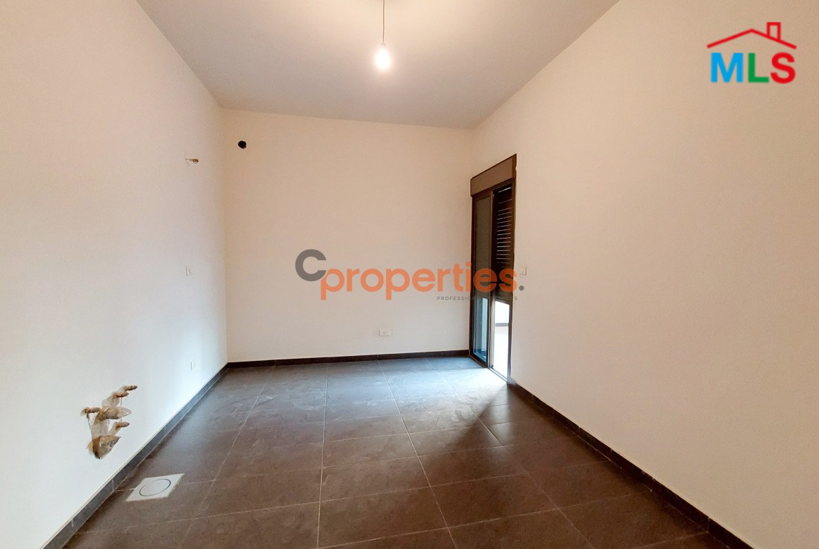 Luxurious Apartment for sale in Jdeideh CPSM282