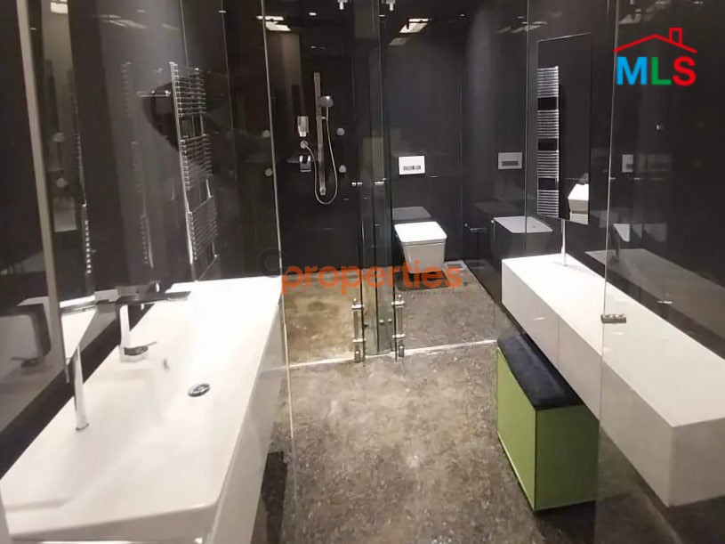 Apartment For Sale in Rabieh with Terrace CPCF235