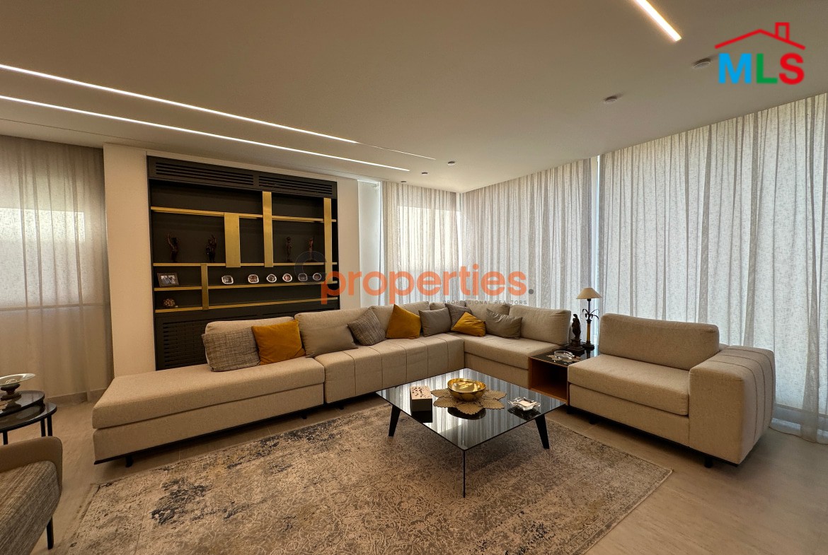 Apartment For Sale in Rabieh CPCF242