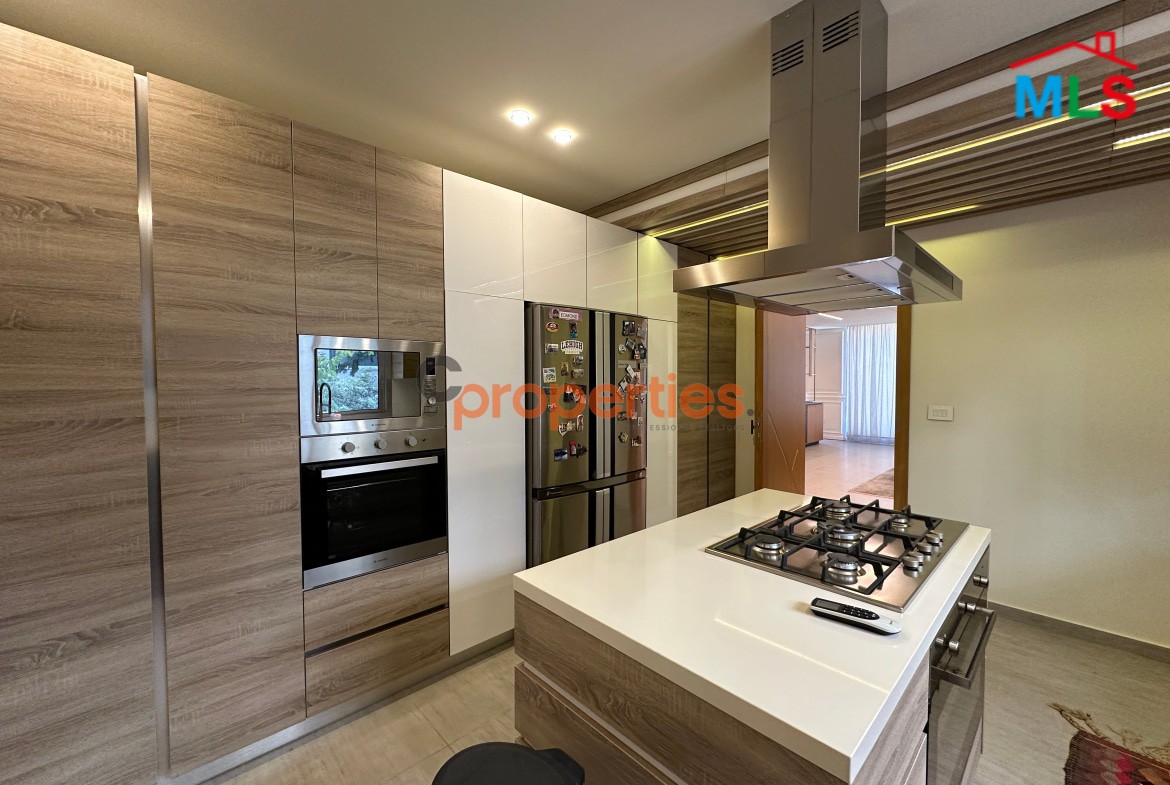 Apartment For Sale in Rabieh CPCF242
