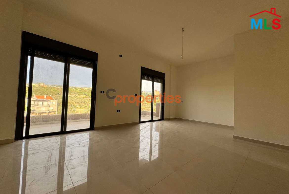 Apartment For Sale in Jeddayel CPES69