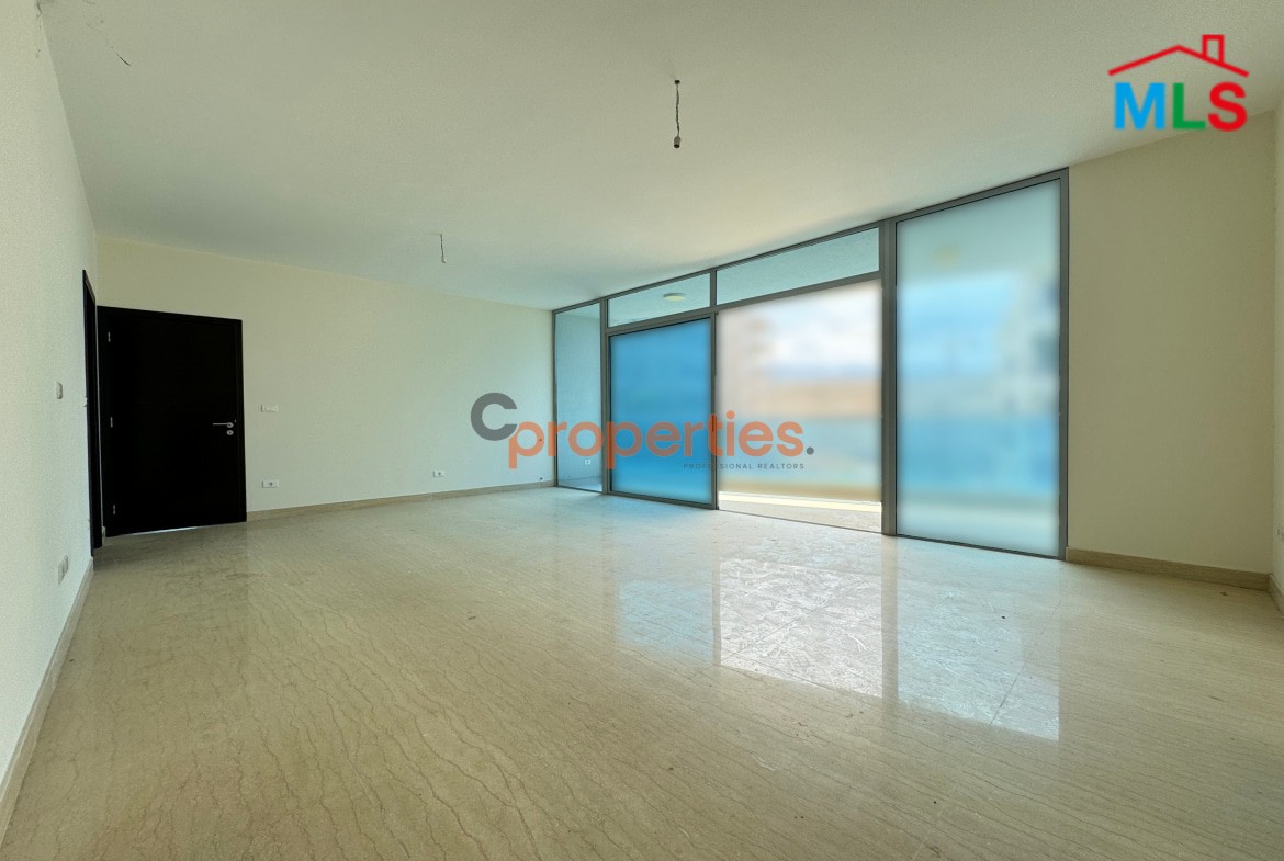 Apartment For Sale in Jbeil with payment facilities Cpes93