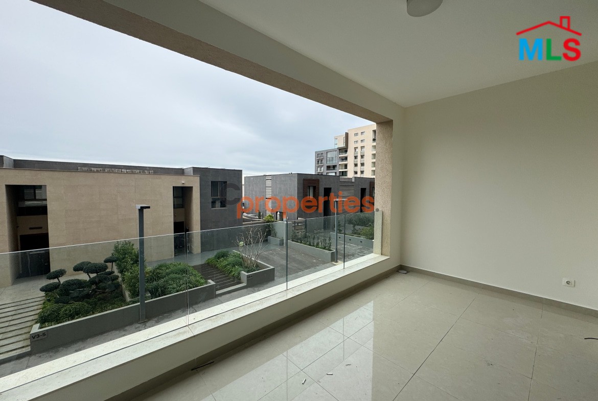 Apartment For Sale in Tilal Fanar CPES68