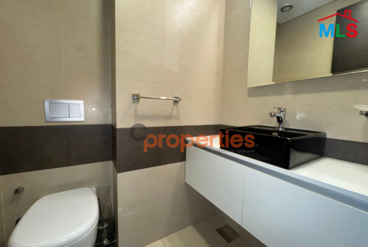 Apartment For Sale in Antelias شقة للبيع في أنطلياس CPES142