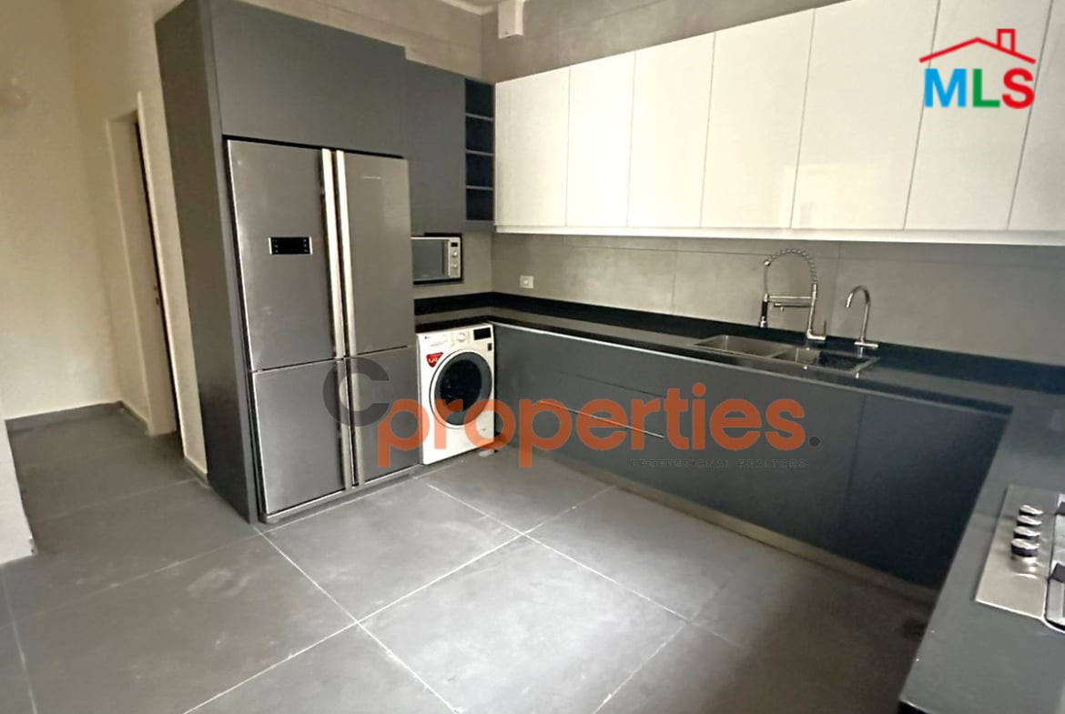 Apartment for sale in Baabdat CPSM118